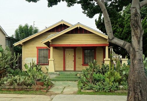 1st image of 793 Euclid Ave