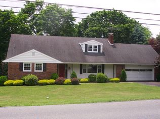 3310 Eisenbrown Rd, Reading, PA 19605