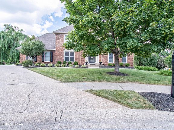 2nd image of 905 Elm Hill Pl