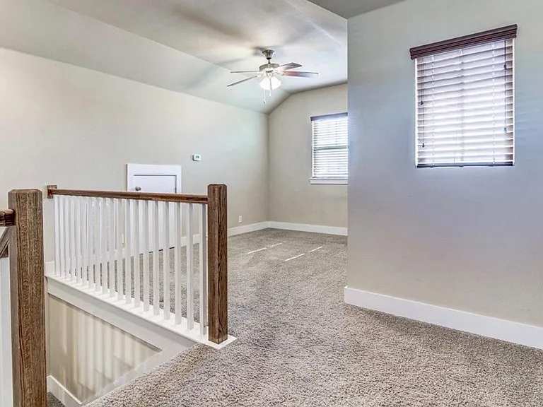 7508 Easy Wind Dr — Photo 7