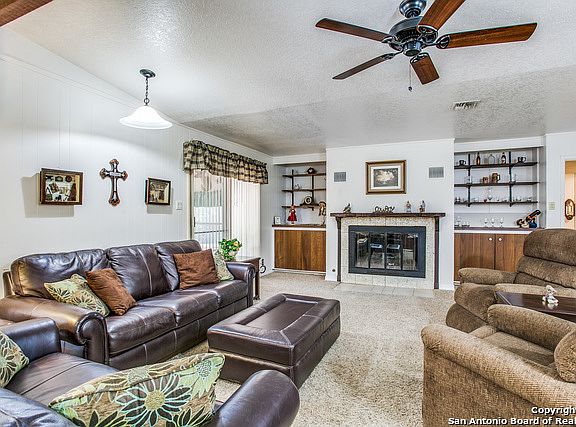 5th image of 331 Killarney Dr