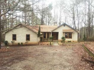 211 Highland Hills Rd, Fayetteville, GA 30214