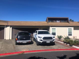 945 W 8th St, Santa Rosa, CA 95401