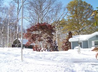 12 Birch Dr, Warren, CT 06754