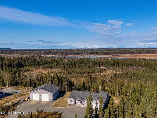 25085 Arctic Fox Rd, Kasilof, AK 99610
