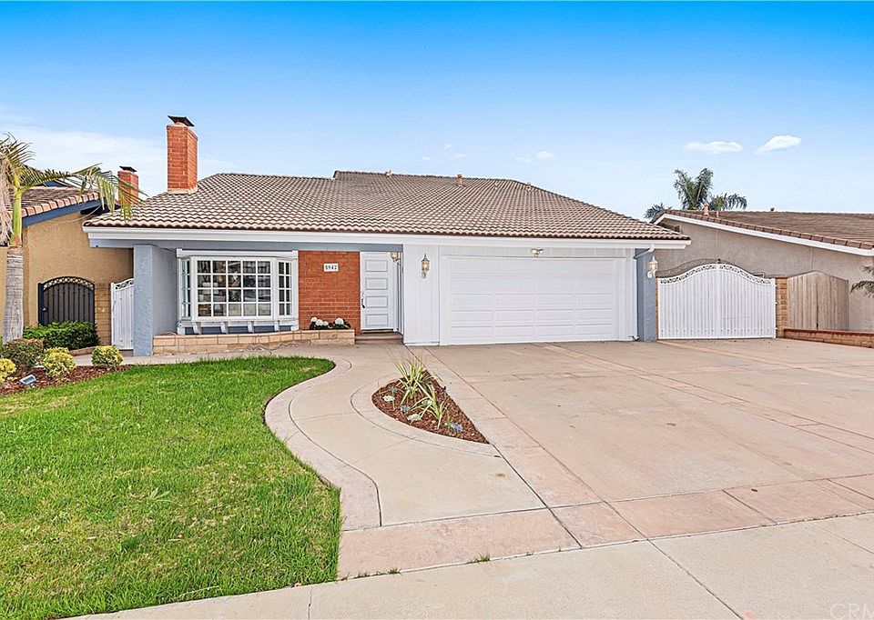1st image of 5942 E Camino Manzano