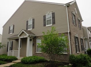 151 Springbrook Trl S, Oswego, IL 60543