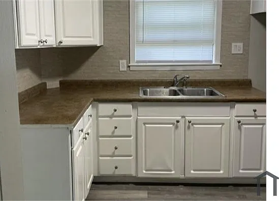 7201 Norton Ave — Photo 3
