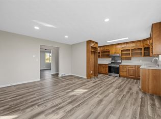 223 Wilson Ct, Anamosa, IA 52205