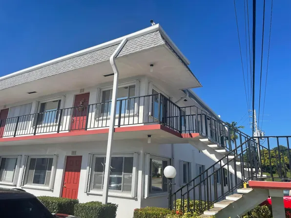3320 Lake Osborne Drive #211, Lake Worth Beach, FL 33461