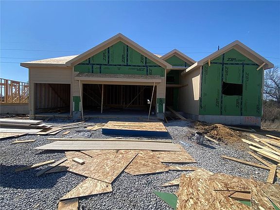 3rd image of 19326 Skyview Ln