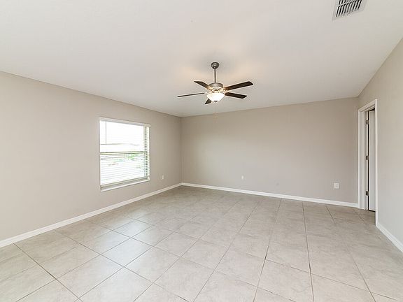 3rd image of 15306 Miller Creek Dr