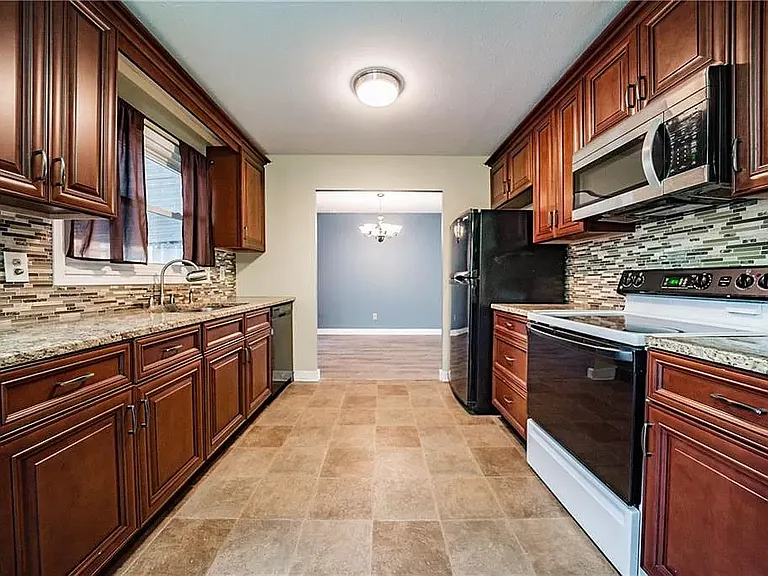 6714 Glenallen Ave — Photo 7