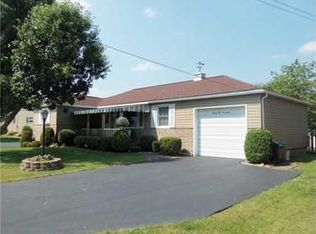 2117 Manor Dr, Ford City, PA 16226