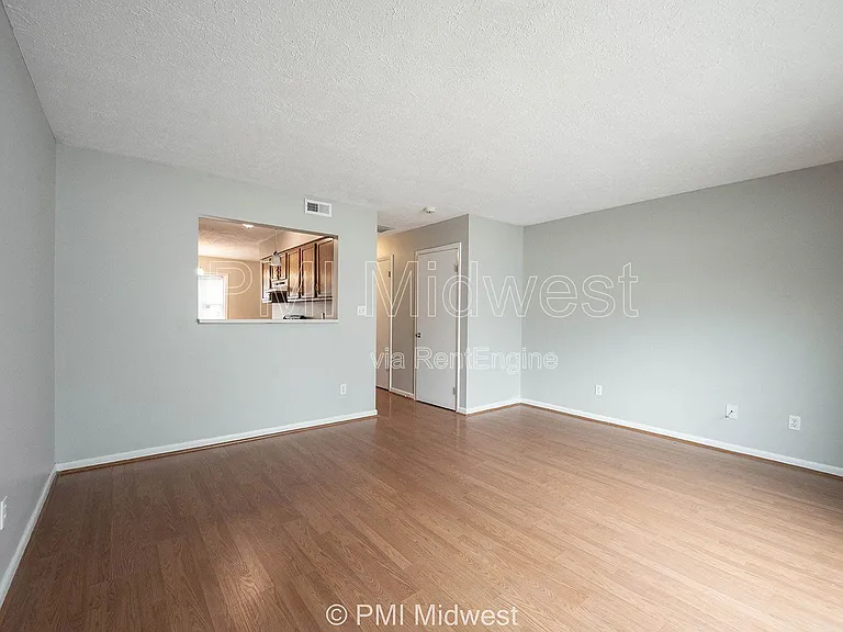 5611 N Rural St — Photo 10