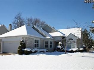 3742 Camden Ct #36, Westlake, OH 44145