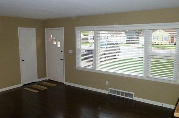 3rd image of 714 W 85th St