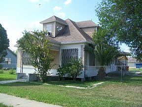 1st image of 129 E Avenue D