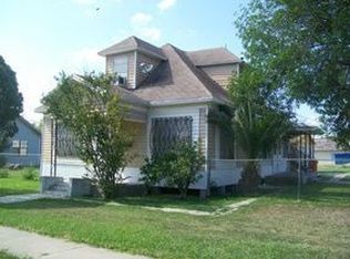 129 E Avenue D, Robstown, TX 78380