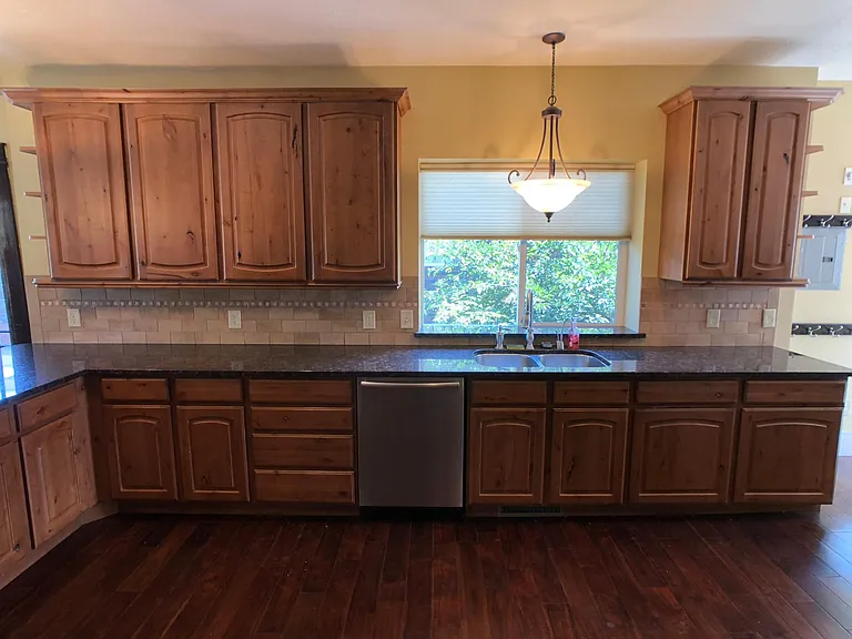 1024 E Hollywood Ave — Photo 5
