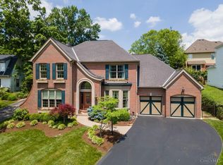 3552 Grandin Rd, Cincinnati, OH 45226