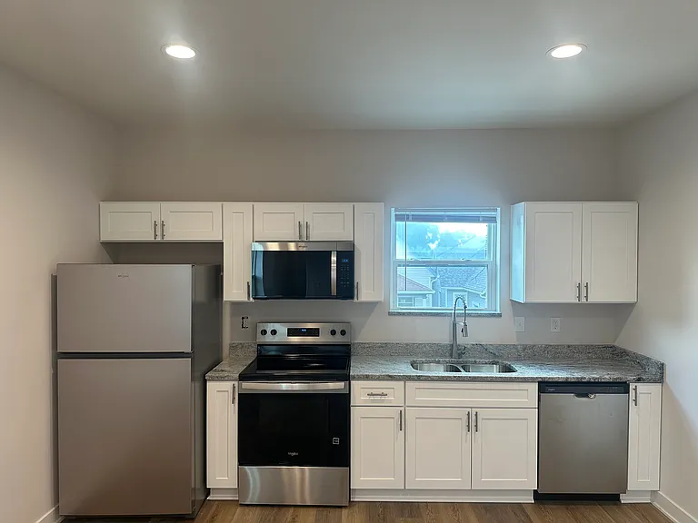 1649 S Delaware St #1 — Photo 4