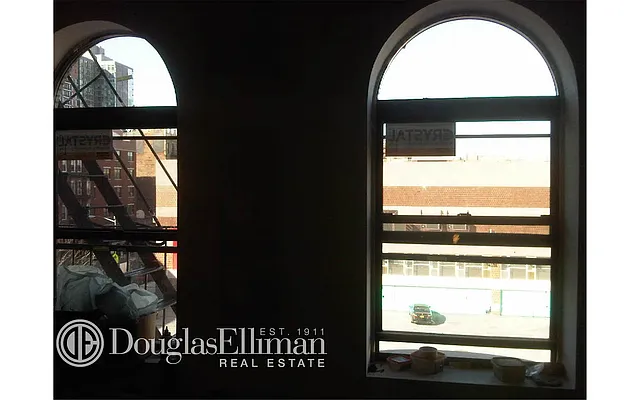 Rented by Douglas Elliman | media 7