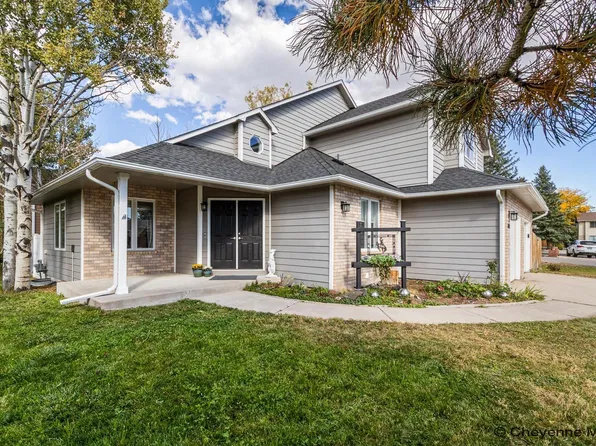 608 Rodeo Ave, Cheyenne, WY 82009