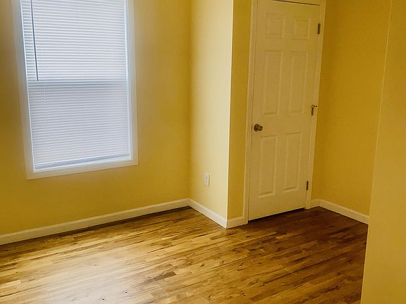 2nd image of 50 Nancy St