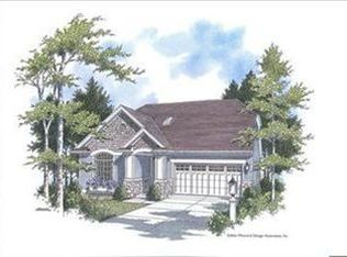 102 Summerfield Dr, Valparaiso, IN 46385