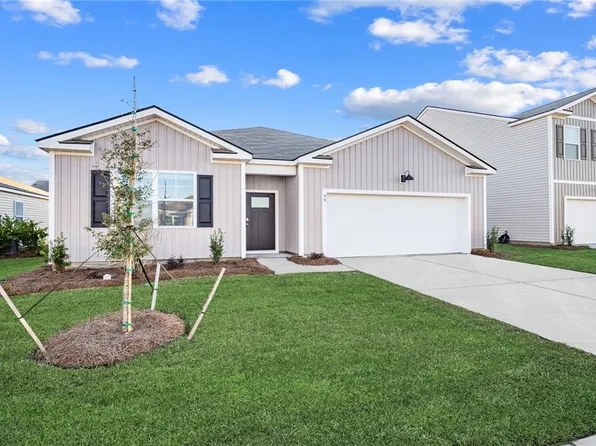 1085 Lakes Blvd, Brunswick, GA 31525