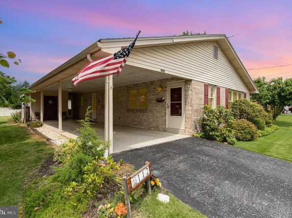 112 Sanford Ave, Hanover, PA 17331