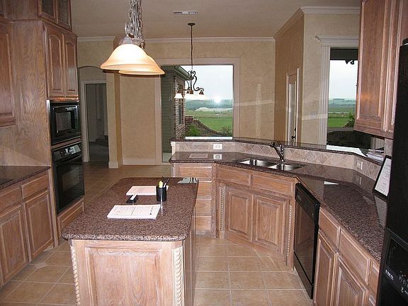 3rd image of 6958 Mustang Creek Dr