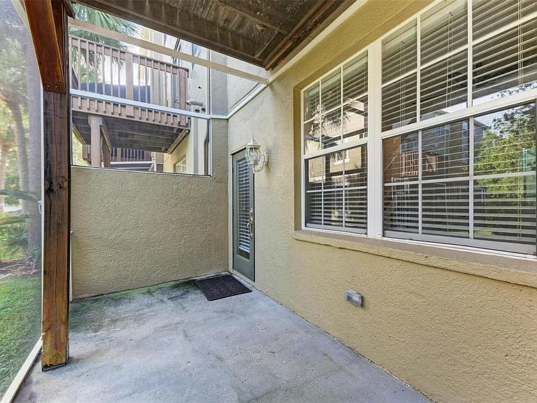 3047 Pointeview Dr — Photo 39
