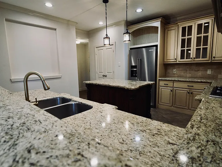 4020 Childress St #C — Photo 21