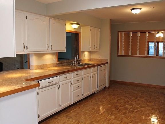 2nd image of 2716 Washington Ave