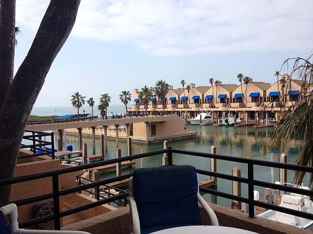 1st image of 425 Padre Blvd #22