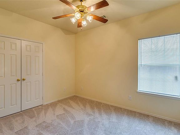 5th image of 6119 Cypress Point Dr