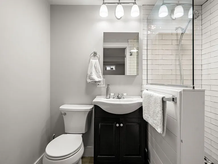 1400 Columbia Rd #1 — Photo 16