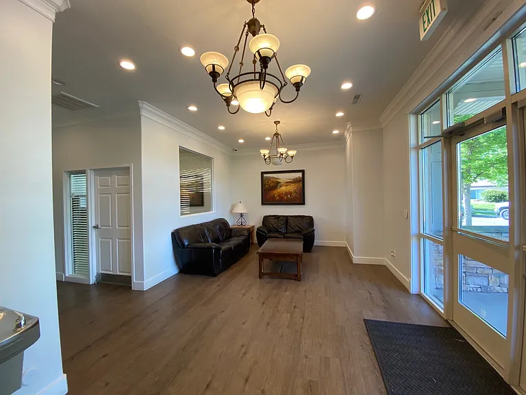 Clubhouse Lobby