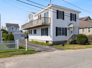 1 12th St, Hampton, NH 03842