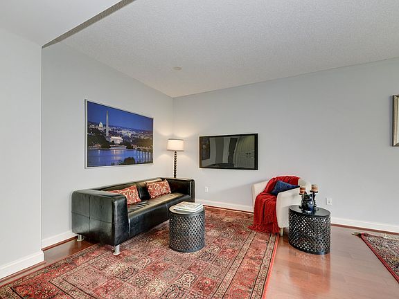 5th image of 1020 N Highland St Unit 511