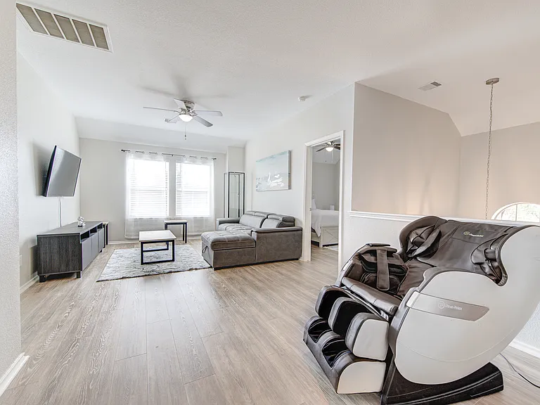 9422 Comstock Meadows Dr — Photo 15