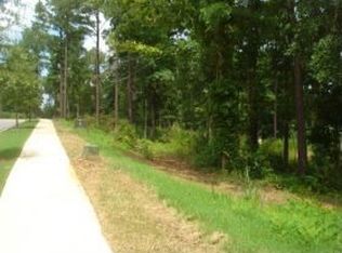 516 Country Gardens Dr, Fountain Inn, SC 29644