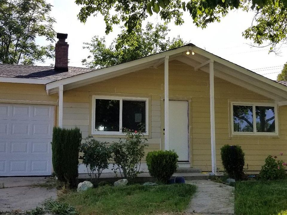 1st image of 2558 Meadow Wood Cir