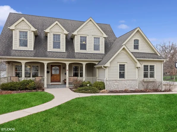 38 Arthur Ave, Clarendon Hills, IL 60514