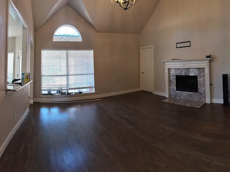 8001 Case Dr — Photo 35
