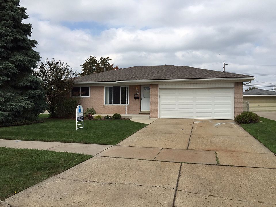 1st image of 15551 Alsip St