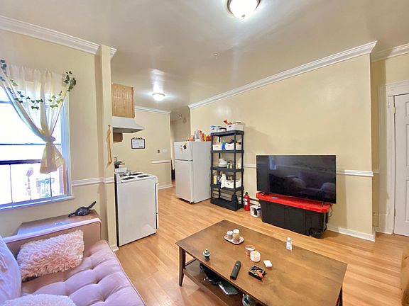 4th image of 1849 N 18th St #5