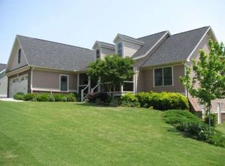 251 Riverboat Dr SW, Adairsville, GA
